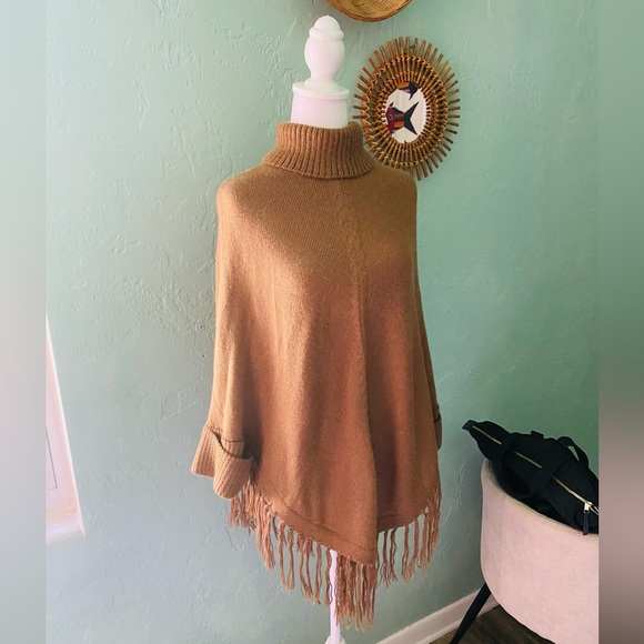 NWOT 100% Alpaca Wool Shawl - Picture 3 of 7